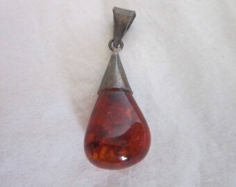 Sterling Silver Pendant with large Honey Amber Stone Necklace Pendant