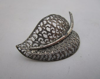 Vtg Designer Danecraft Sterling Silver Filigree Leaf Brooch