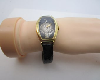 Wonderful Kimora Lee Simmons Fancy Ladies Wristwatch " Lady Phat "