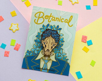 Hydrangea Wolf Skull Enamel Pin: Gold Plated Floral Pin