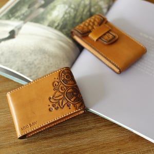 Hand-Carved Leather Cigarette Case | OOAK Vintage Tobacco Pouch | Personalized Gift for Smokers | Artisan Engraved Holder