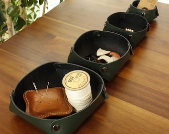 Handmade Leather Valet Tray - Minimalist Desk Organizer (5 Sizes)