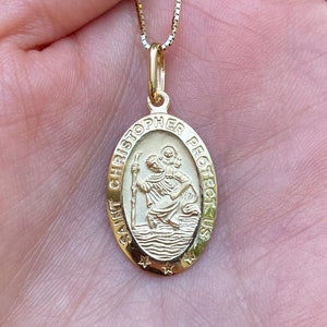 14k Saint Christopher Medallion. St. Christopher Protection pendant. Gold Oval Religious Charm Necklace. Jewelry gift.
