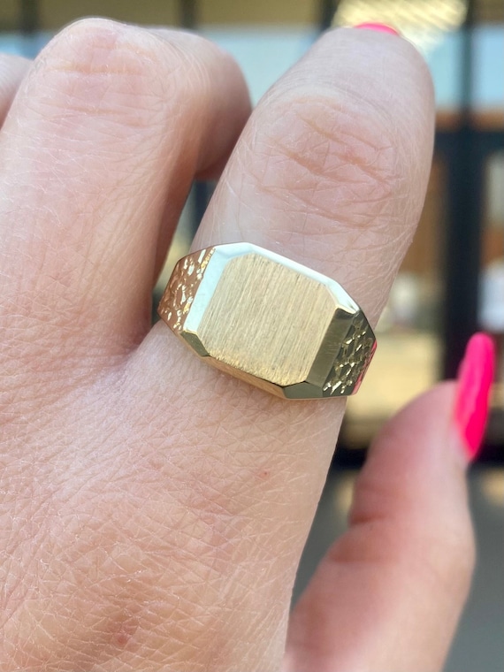 14k Signet Ring. Mens Gold Signet Nugget Ring. Right Hand Ring