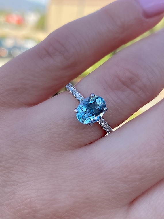 Colored Stone Engagement Rings - Engagement & Wedding