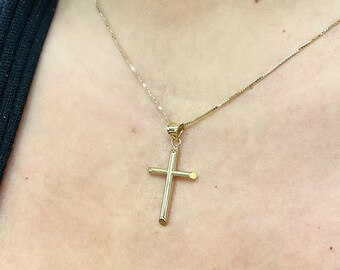 14k Gold Cross Pendant. 1 Inch Gold 