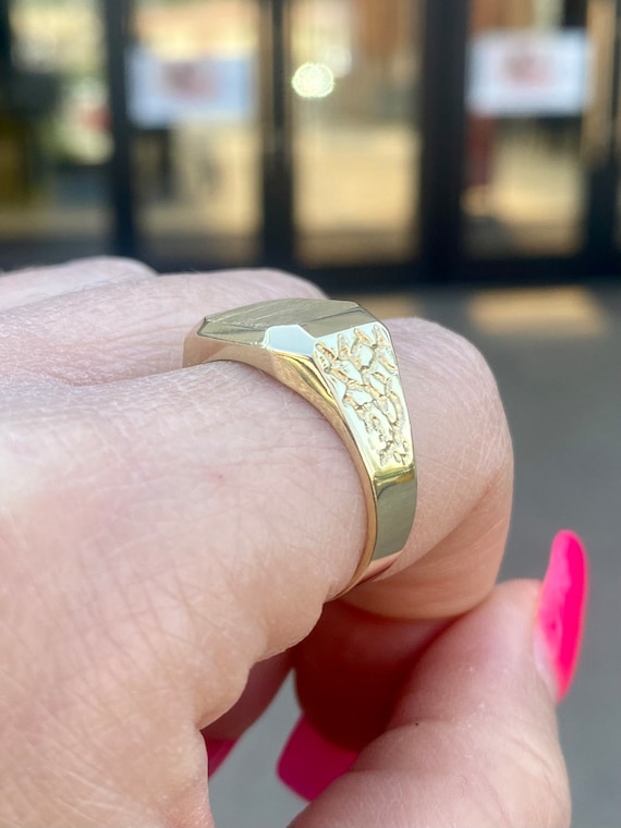 14k Signet Ring. Mens Gold Signet Nugget Ring. Right Hand Ring