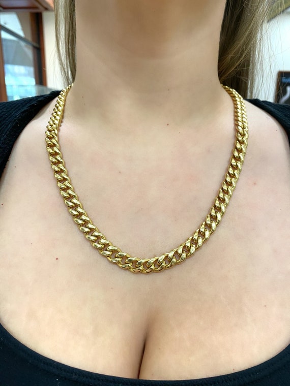 9mm cuban link chain on best sale neck
