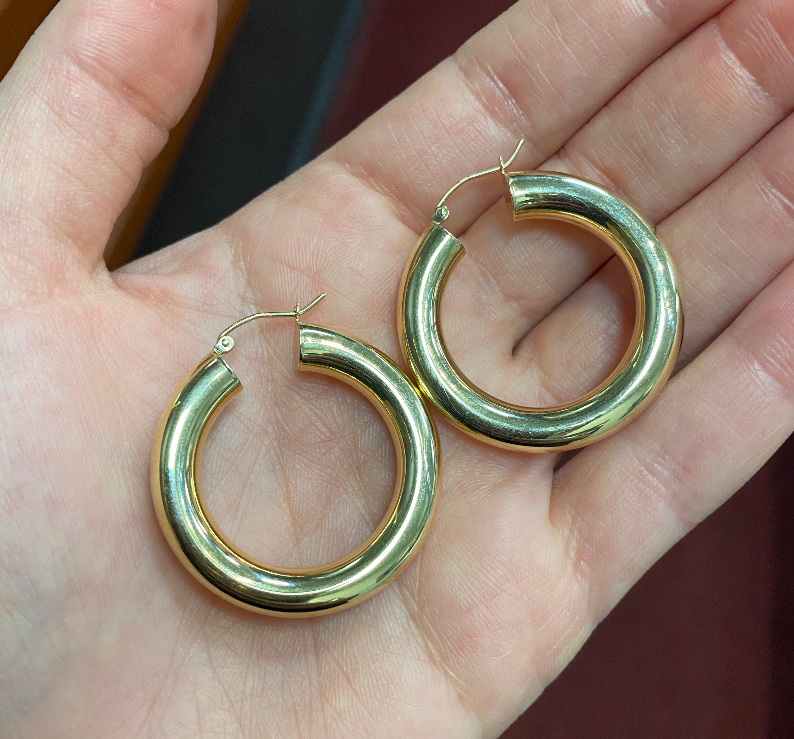 あい　Classic Hoops Thick Small Gold thick-small-hoop-earrings-