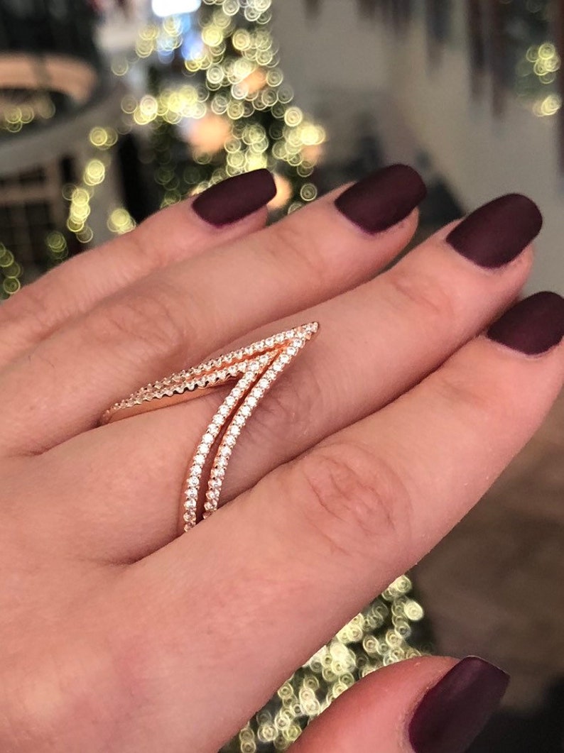 Statement ring Fashion right hand ring. Double arched V stackable silver ring