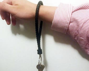 À la main, tressé en cuir noir porte-clé, porte clé en cuir véritable tressé, porte-clés en cuir vegan, tressé en cuir porte-clés, porte-clés en cuir