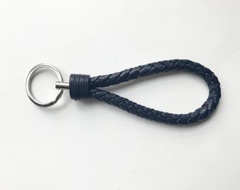 Marine porte-clés tressé en cuir Vegan, simili cuir tressé trousseau de clés, marine Leather Keychain, porte-clés en cuir marron, porte-clé tressé