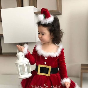 Girls santa skirt hotsell