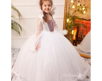 Costume da Regina delle Nevi: abito bianco con piume fatto a mano