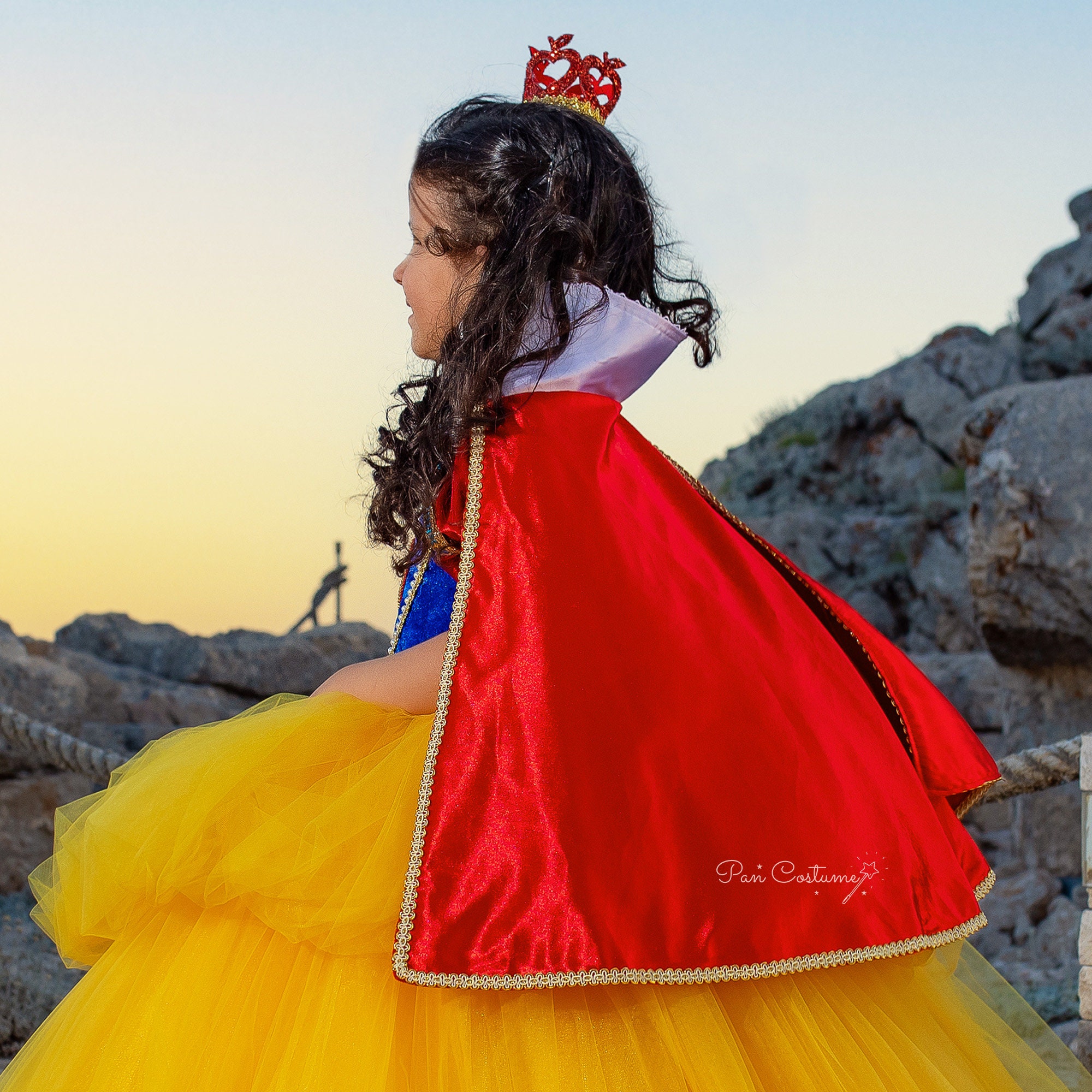 Vestido De Princesa Blanca Nieves Incluye Capa Y Diadema