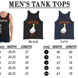 Może przedstawiać: Tabela rozmiar&oacute;w dla tank top&oacute;w w kolorze czarnym i granatowym. Tank topy przedstawiają białego kaczora z napisem "Duck Dad". Rozmiary podane są w calach i centymetrach, z wymiarami szerokości i długości dla każdego rozmiaru.