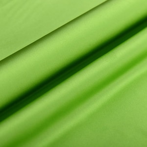 Solid Grass Green 100% Stretch Silk Satin Lining Fabric By the Yard 16m/m Solid Lining Cloth