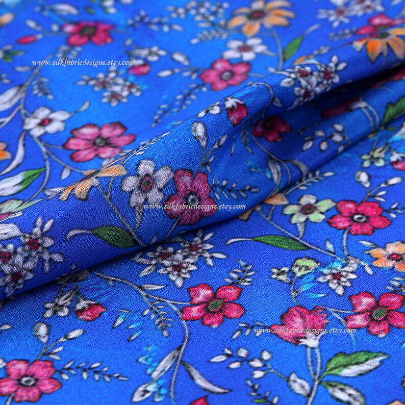 Small Floral Print Blue Silk Crepe de Chine Fabric Width 44 Inch