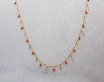 Necklace Caro gold with coral
