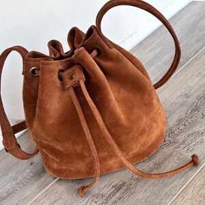 Sac seau à bandoulière, sac pour femme, sac femme d'été Congas, sac à cordon en cuir pour femme, sac à main en daim