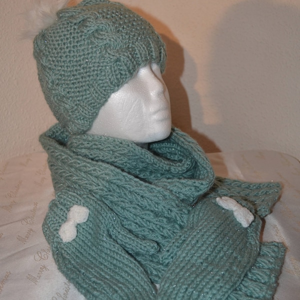 Bonnet moufle et écharpes femme