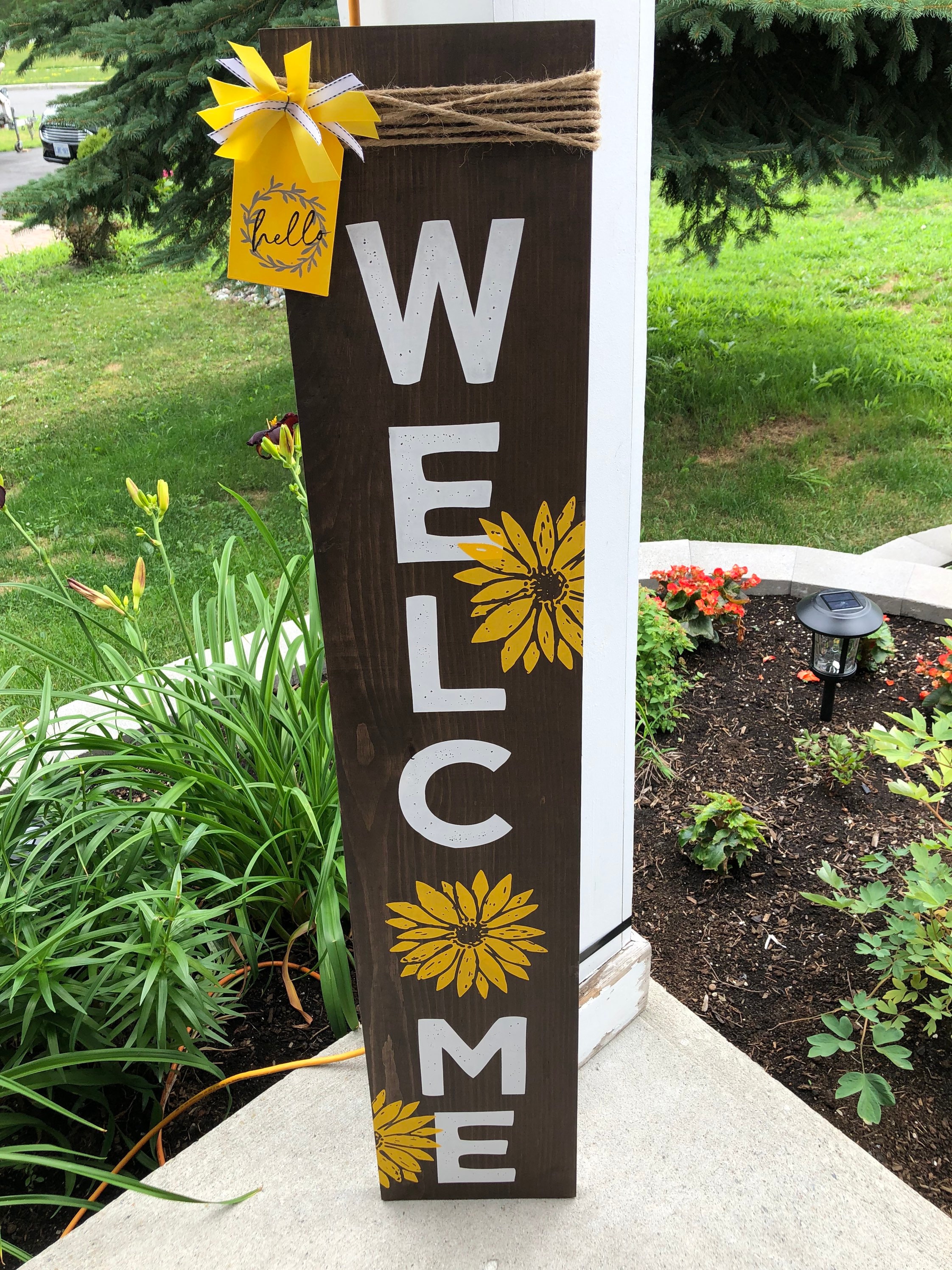 JarThenaAMCS 3D Daisy Welcome Door Sign - Yellow & White Flower Wooden Hanging Decor For Porch, Farmhouse Style