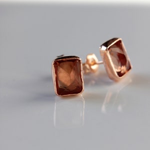 Silver Zultanite Earring, Baguette Cut Zultanite Gem Stone Stud Earrings, Zultanite Color Change Stud Earring