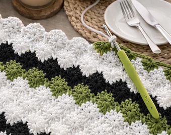 Patrón de mantel individual/camino de mesa de ganchillo hecho a mano – Decoración de mesa acogedora y con textura - PDF