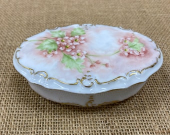 Limoge Style Porcelain Jewelry Trinket Box Hand Painted by Sally Buchler 1969
