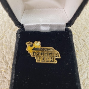 Pin de corbata de la Conferencia de la Costa Atlántica de Georgia Tech, 1995