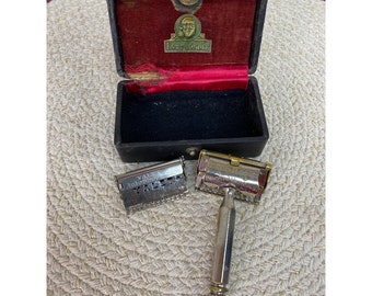 Antique Ever-Ready Metal Razor with Extra Valet Auto Strop Head in Original Case