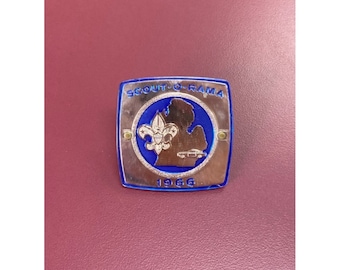 Vintage Boy Scouts of America Scout-O-Rama Plastic Neckerchief Slide 1966