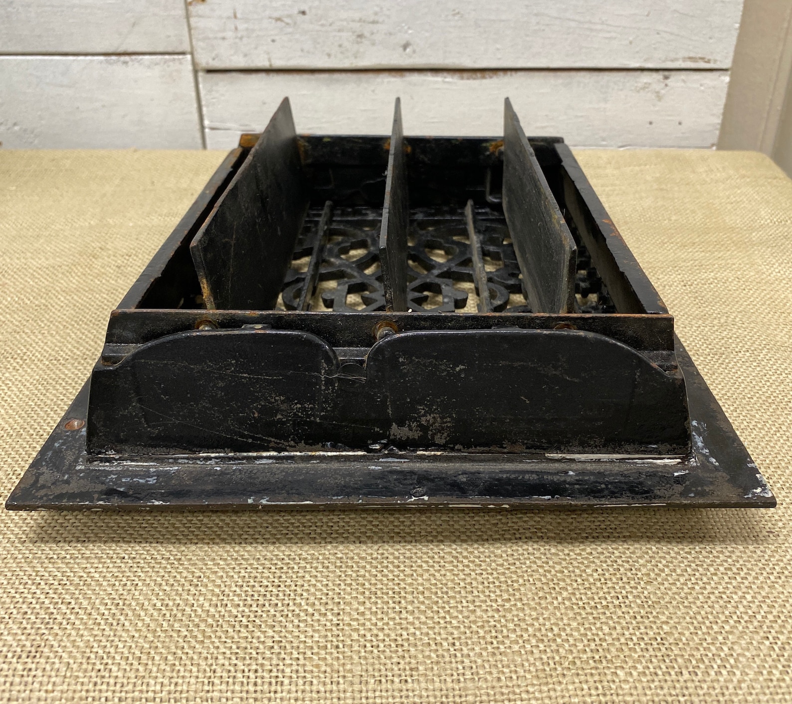 Antique Vintage Cast Iron Heating Floor Grate Louver Register Vent X