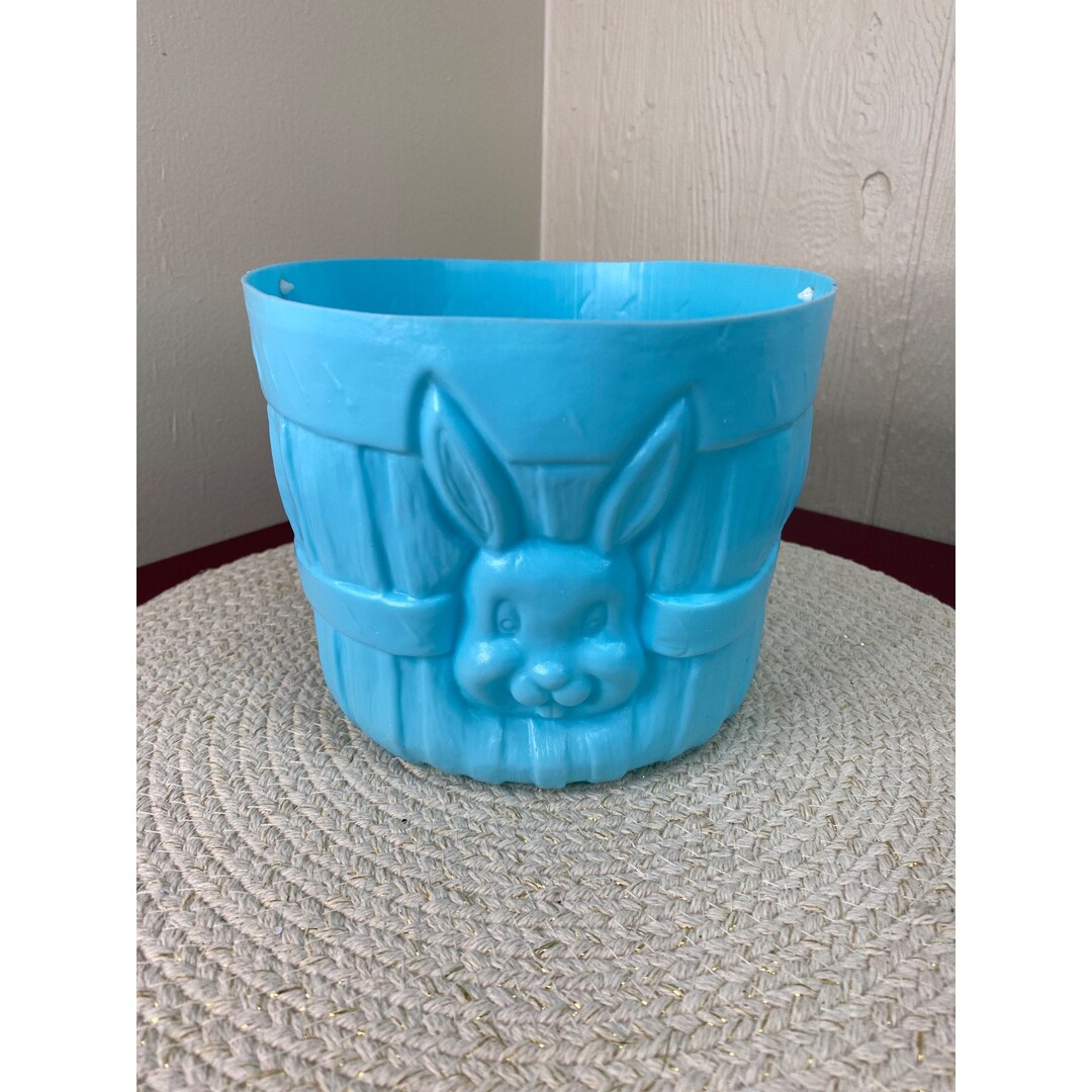Vintage General Foam Plastics Blow Mold Easter Basket Bucket With Bunny