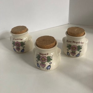 Vintage Aksini Danish Spice Jars (3)