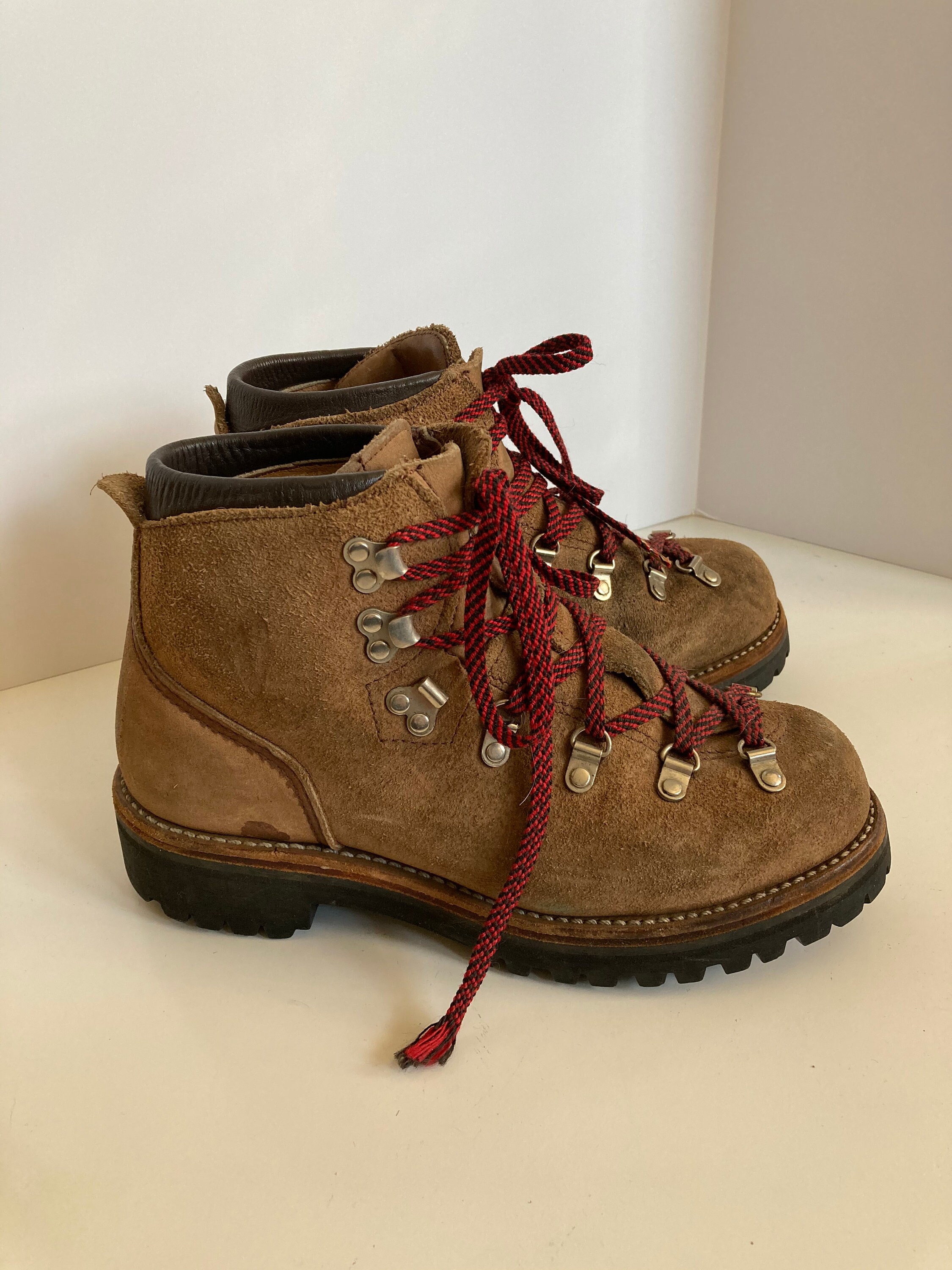Old style hiking boots red laces sale