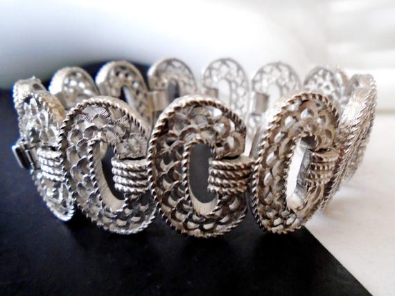 CROWN TRIFARI Link Bracelet, 50s 60s Filligree C Link Bracelet, Vintage Crown Trifari C Link Bracelet