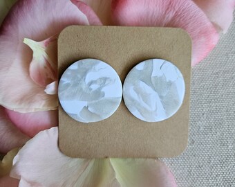 White Marbled Clay Stud Earrings, white earrings, white jewelry, clay studs, bridal earrings, bridal jewelry, polymer clay studs, white stud