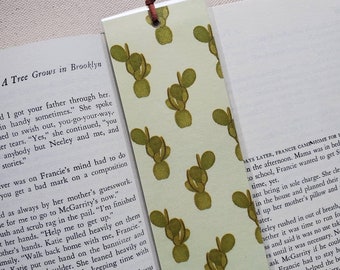 Cactus Double-sided Bookmark, cactus bookmark, cactus lover, desert bookmark, green bookmark, plant bookmark, tassel bookmark, cactus