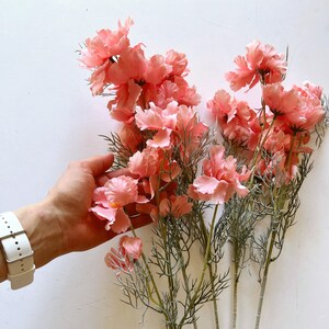 Papaveri di seta, fiori rosa corallo, fiori selvatici artificiali, fiori rustici da matrimonio in un vaso con steli da 60 cm, fiore dall'aspetto realistico, toro