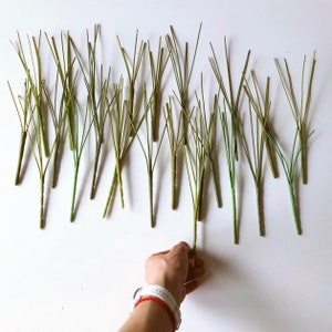 DIY Artificial Flower Wire Stems: 30pcs Bouquet Rods (8-11in)