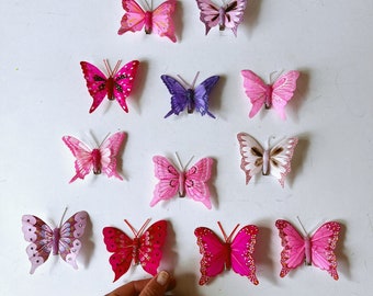 Mariposas artificiales con alfileres, mariposa de aspecto real, mariposa de plumas 3D, decoración de vivero, corona de flores