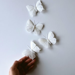 Artificial white butterflies with knob Real looking butterfly for hair Feather butterfly 3D christening decor flower crown butterfly wedding