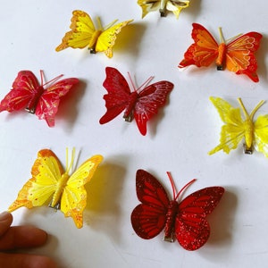 Papillons artificiels avec ou sans épingles, vrai papillon, papillon plume 3D, décoration de chambre d'enfant, couronne de fleurs, décorations de chapellerie image 5