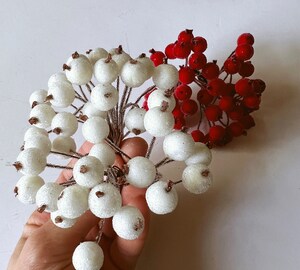 160 Baies Rouges Givrées Artificielles - Décoration Noël, Mariage, Fête - DIY Guirlande Et Centre De Table