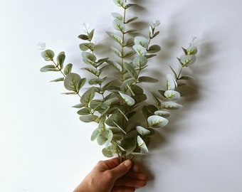 Eucalyptus artificiel, 5 tiges, Remplisseur de bouquet, Remplisseur de bouquet, Décor de couronne, Couronne florale, Décor de printemps, Fleurs artificielles