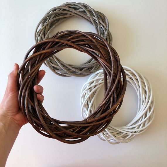 Rustikaler Weidenkranzring 30 cm (12 Zoll), natürlicher Kranzrohling, gewaschenes Grau, weißer Kranz 30 cm