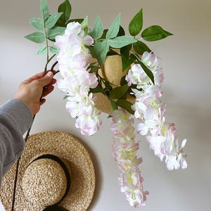 Hanging wisteria sinensis flower Falling Artificial flower garland Faux flowers Pink flowers summer arrangement wisteria flower garland pink