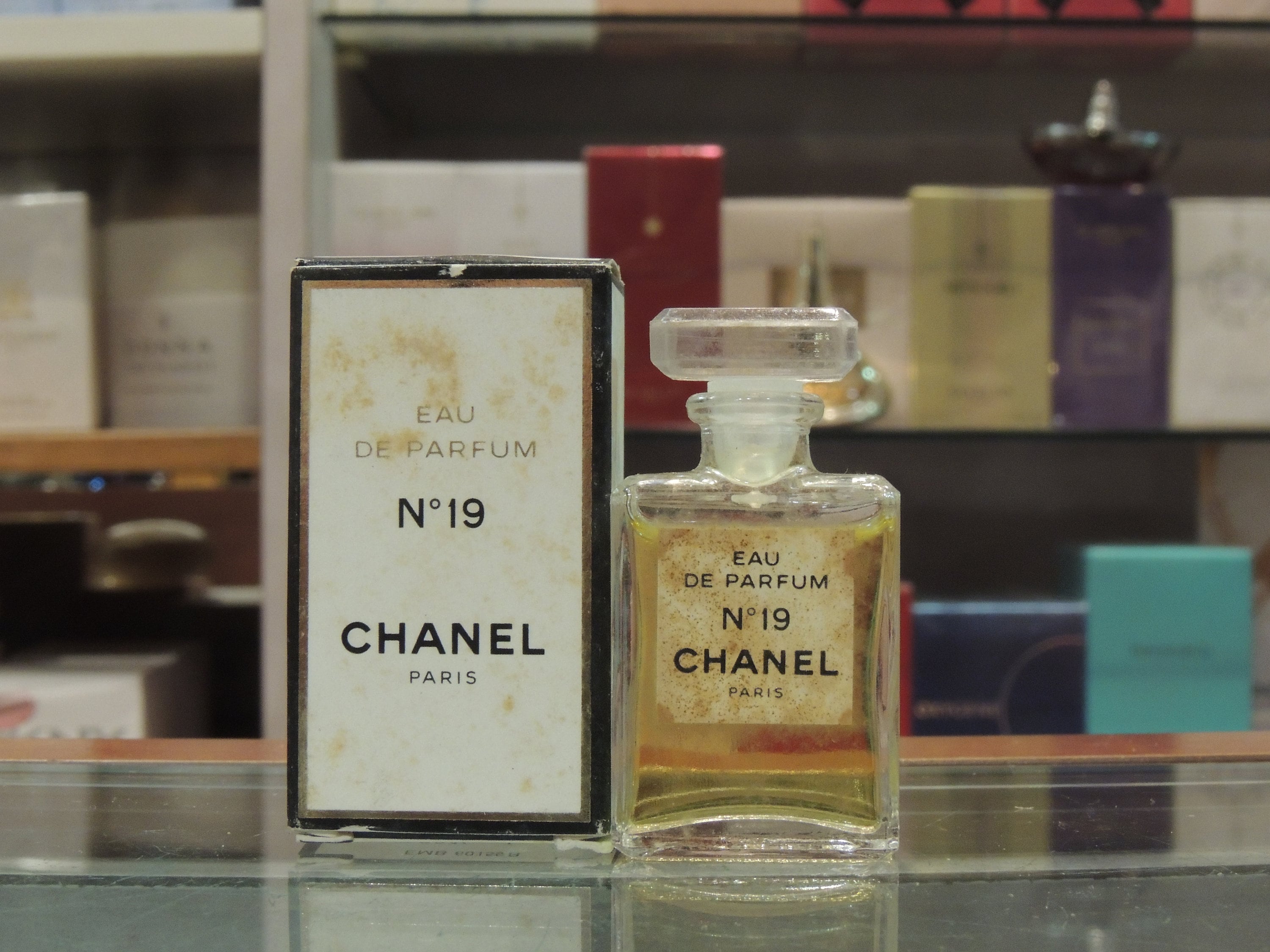Chanel No 19 Eau De Parfum 4 Ml Miniature Vintage 