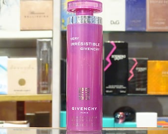 Givenchy Very Irresistible – Iridscent Shower Gel 200 ml Gel pour le Bain – Sehr selten